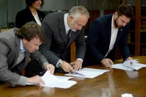 Ministerio de Gobierno,Trabajo y Justicia.Convenio con los Colegios de Abogados y el Notarial de Mendoza.